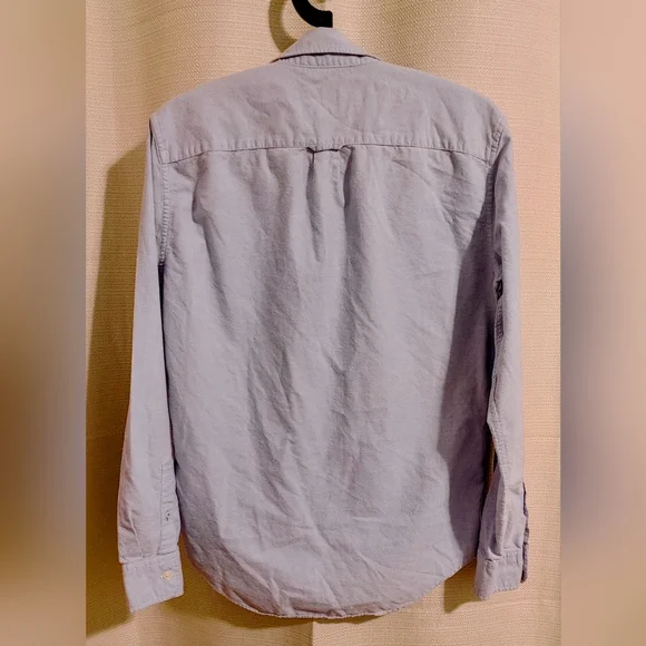 (4/$20) American Eagle Men's Blue Classic Fit Button Down Shirt, Size S - Picture 2 of 5